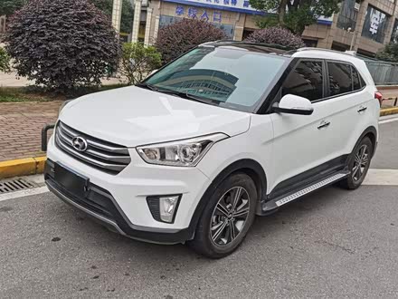 北京现代ix25 2015款 1.6l 自动两驱智能型gls