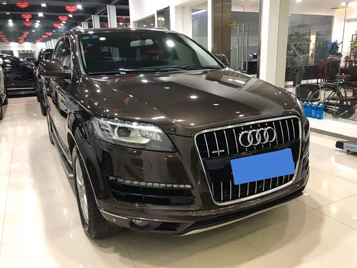 奥迪q7 2015款 35 tfsi 运动型