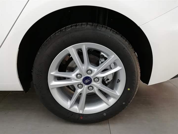 福睿斯 2019款 改款 1.5l 自动悦享型 国vi