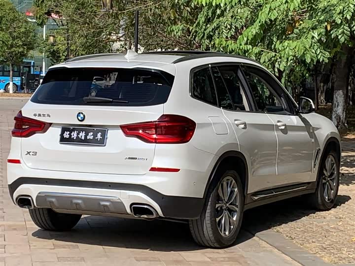 宝马x3 2018款 xdrive25i 豪华套装 国vi