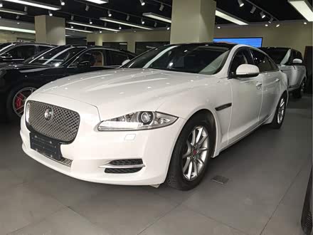 捷豹xj 2014款 xjl 2.0t 两驱典雅商务版