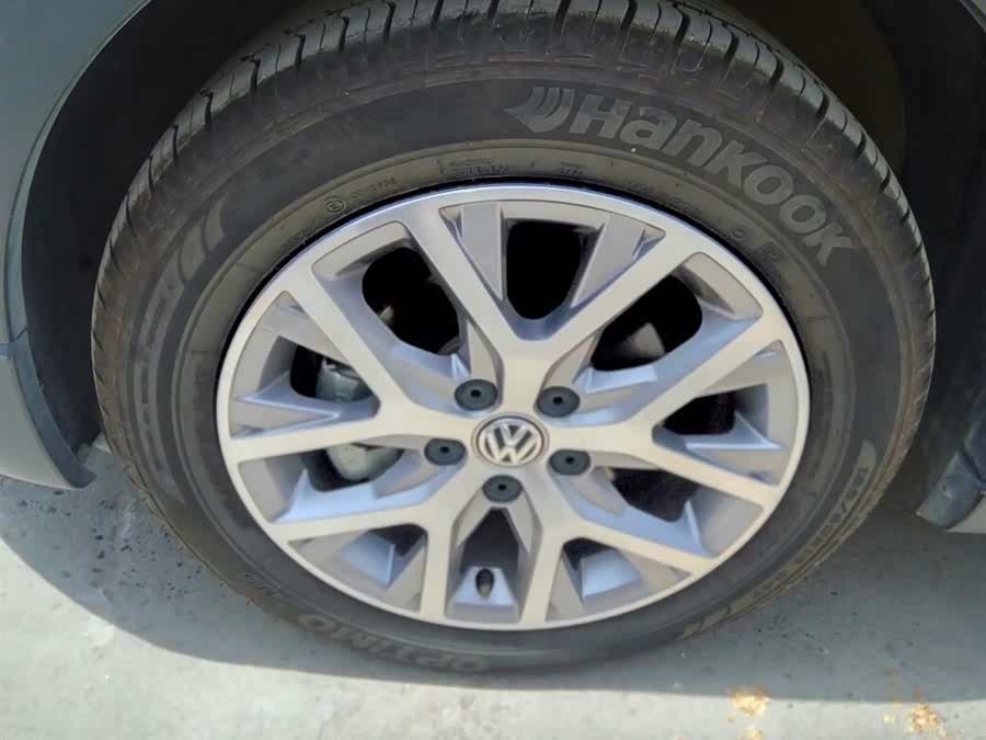 李叔叔8月份激纳个人所得税45元,李叔叔8月份的工资是多少元?