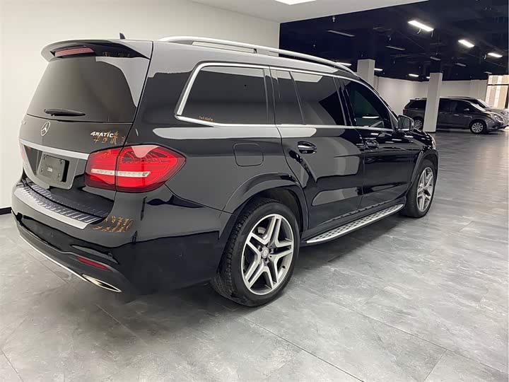 奔驰gls 2016款 gls 400 4matic豪华型