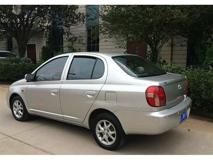 威姿03款 1.3l 手动