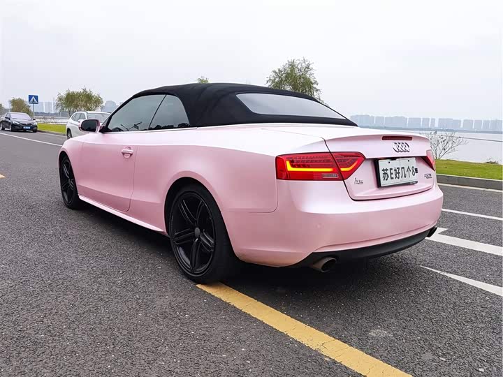 奥迪a5 2012款 2.0tfsi cabriolet quattro