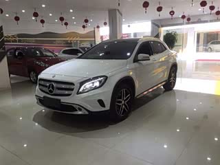 【郑州二手奔驰GLA 2015款 GLA 200 时尚型】