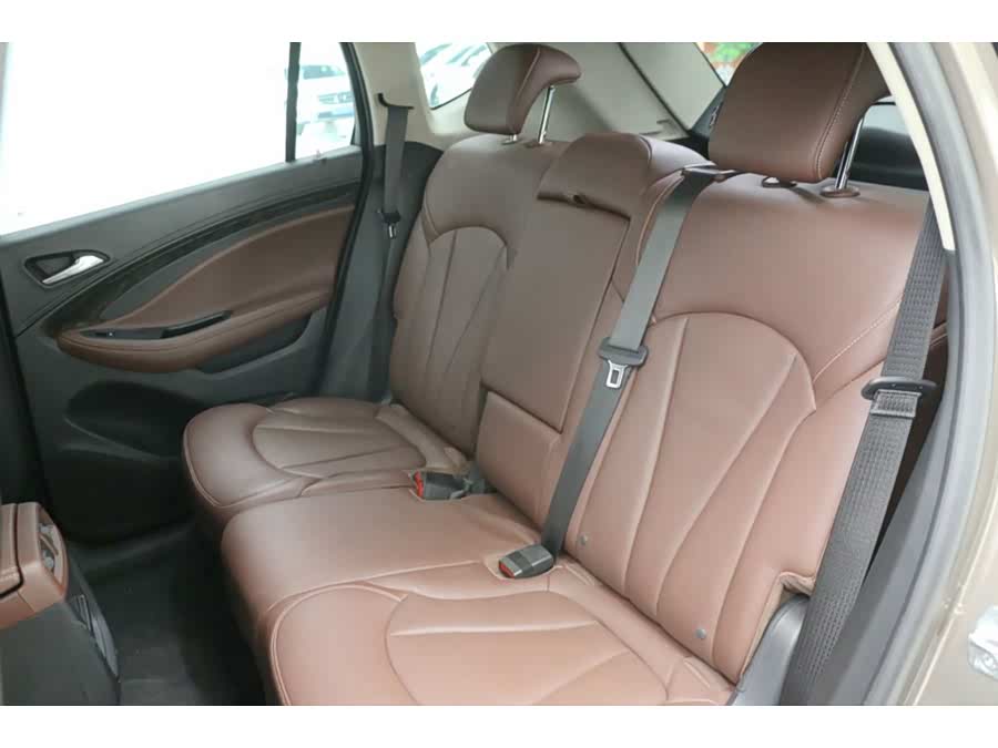 设sinα=3/5,α是钝角,则cosα=