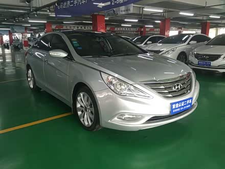 【辽宁10-17万二手索纳塔八】_辽宁10-17万二手索纳塔八报价_图片