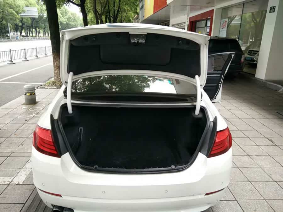 如图,p处质点振动速度表达式是什么