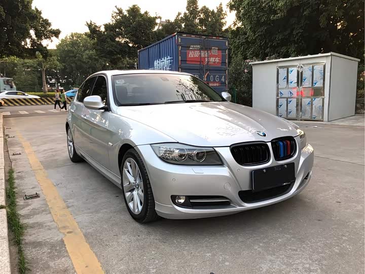 宝马3系 2012款 320i 豪华型