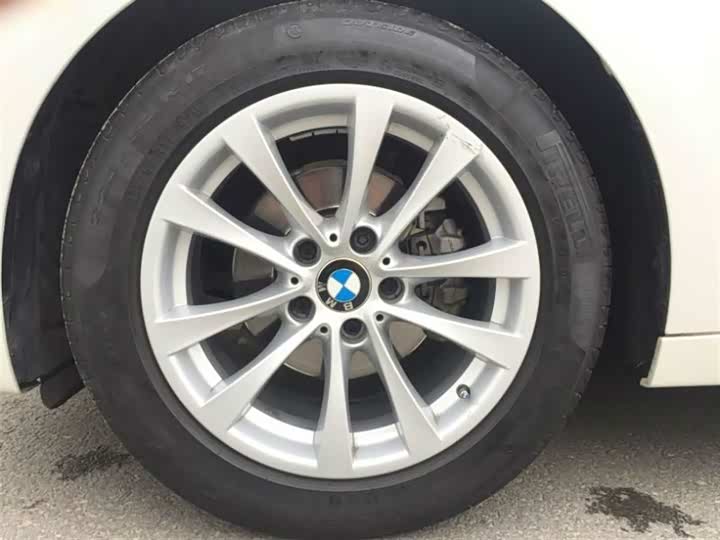 dw做的代码,但是图片为什么在天猫上不能居中显示.