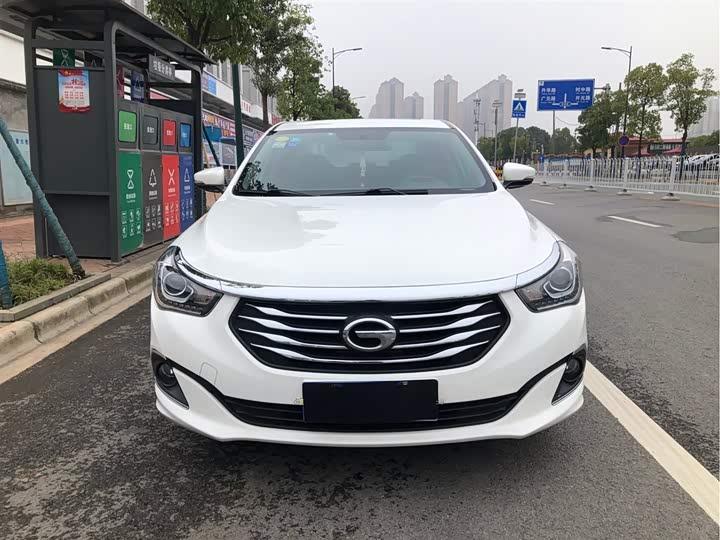 传祺ga6 2016款 235t dct豪华版