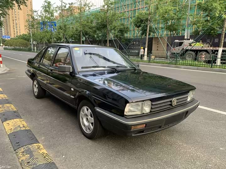 桑塔纳经典 06款 1.8 手动豪华型