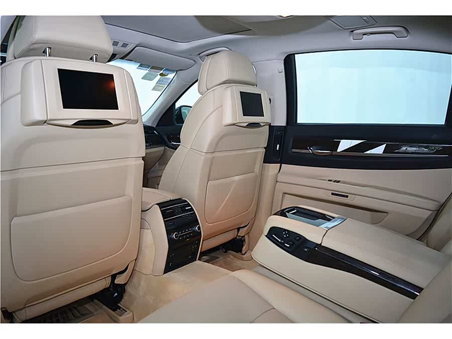 睡觉时头朝南好还是头朝北好啊?