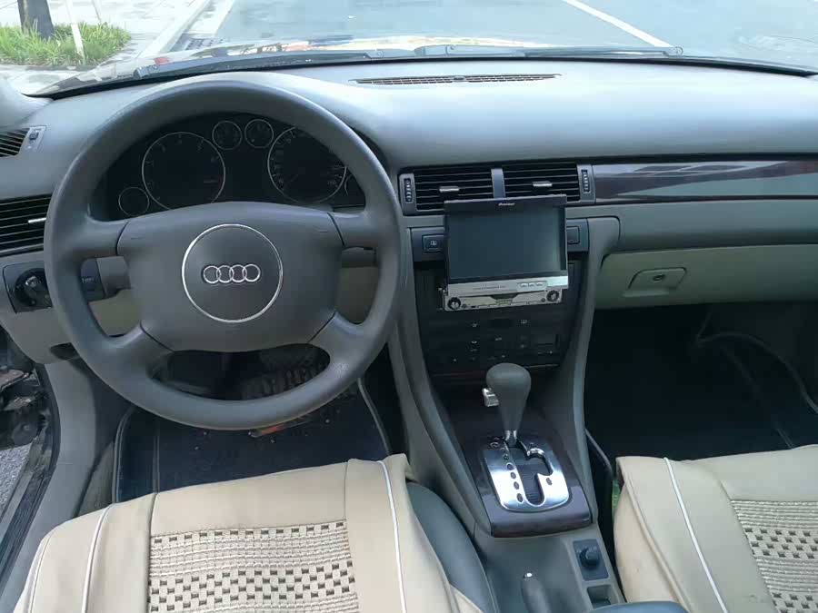 奥迪a6 03款 2.4l