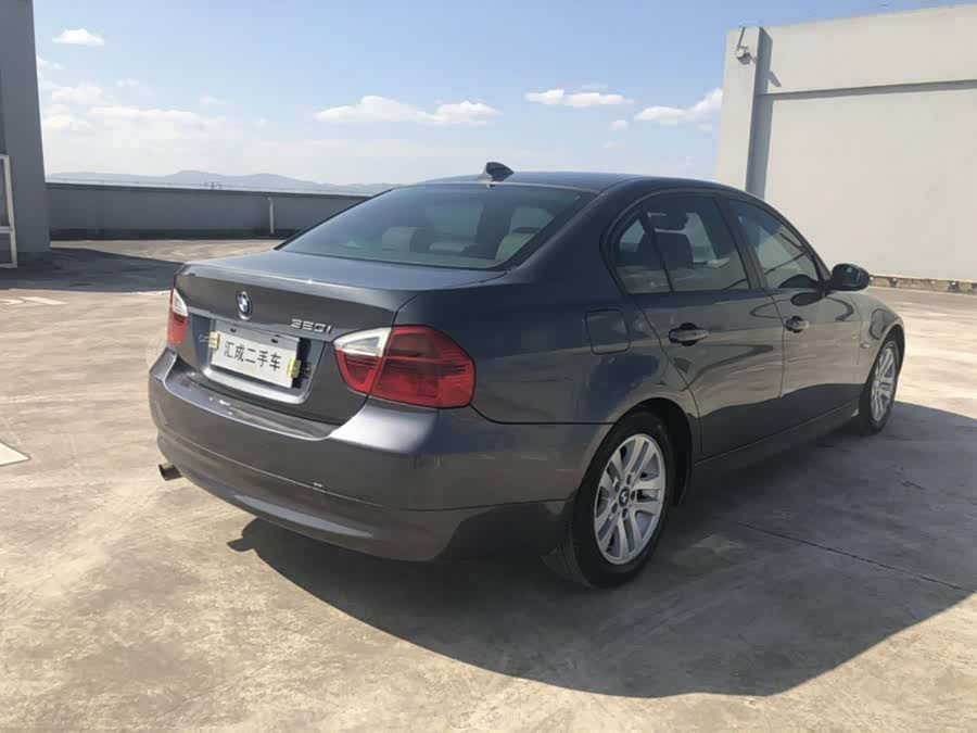 宝马3系 2005款 320i 时尚型木内饰