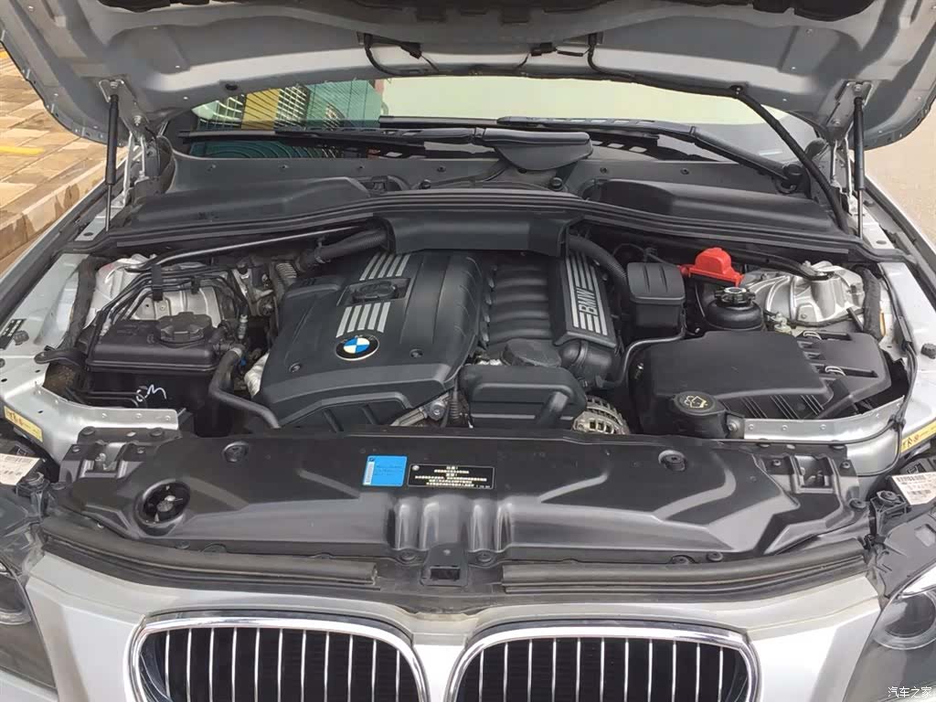 BMW 5 Series, 2008 13