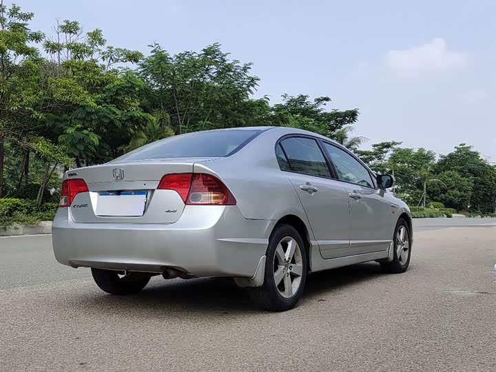 思域2008款 1.8l 自动纪念经典版