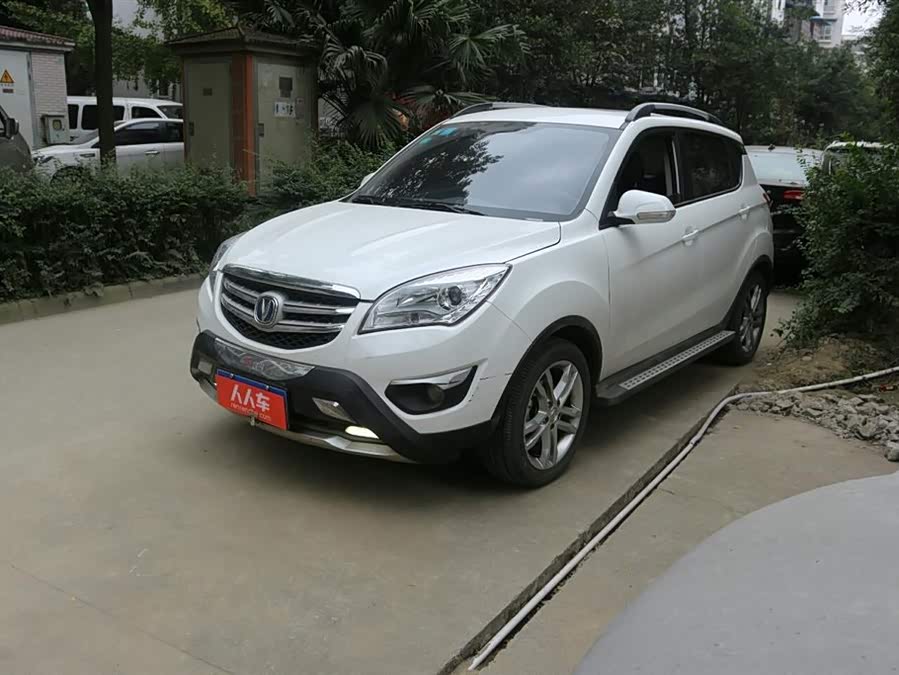 长安cs35 2016款 1.6l 手动豪华型 国iv