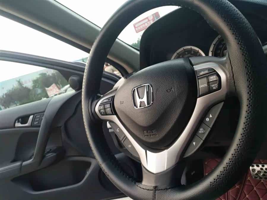 我家固定电话坏了,怎么找客服人员维修?急