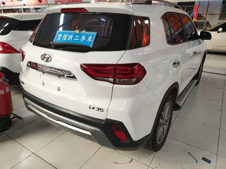 北京现代ix35 2018款 2.0l 自动两驱智勇·畅享版