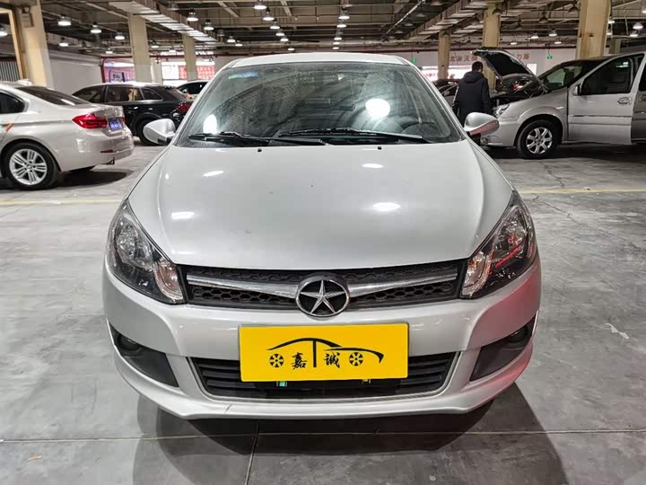 江淮iev 2017款 iev4 豪华型