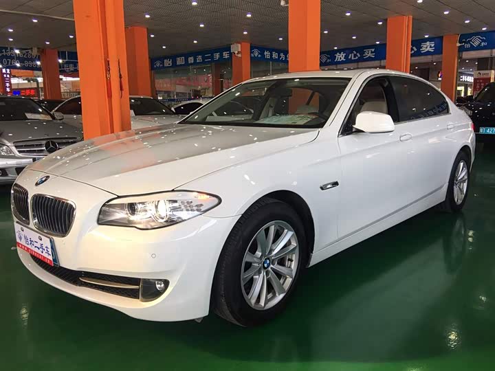 宝马5系 2010款 523li 豪华型
