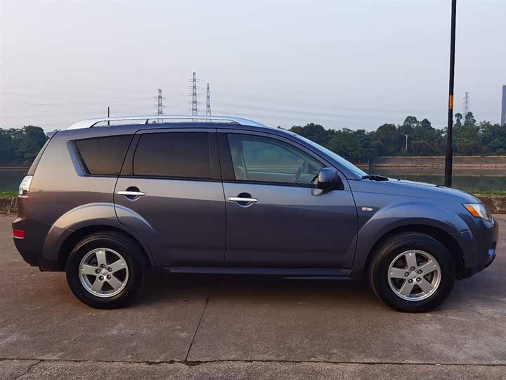 欧蓝德(进口) 2009款 2.4 时尚版