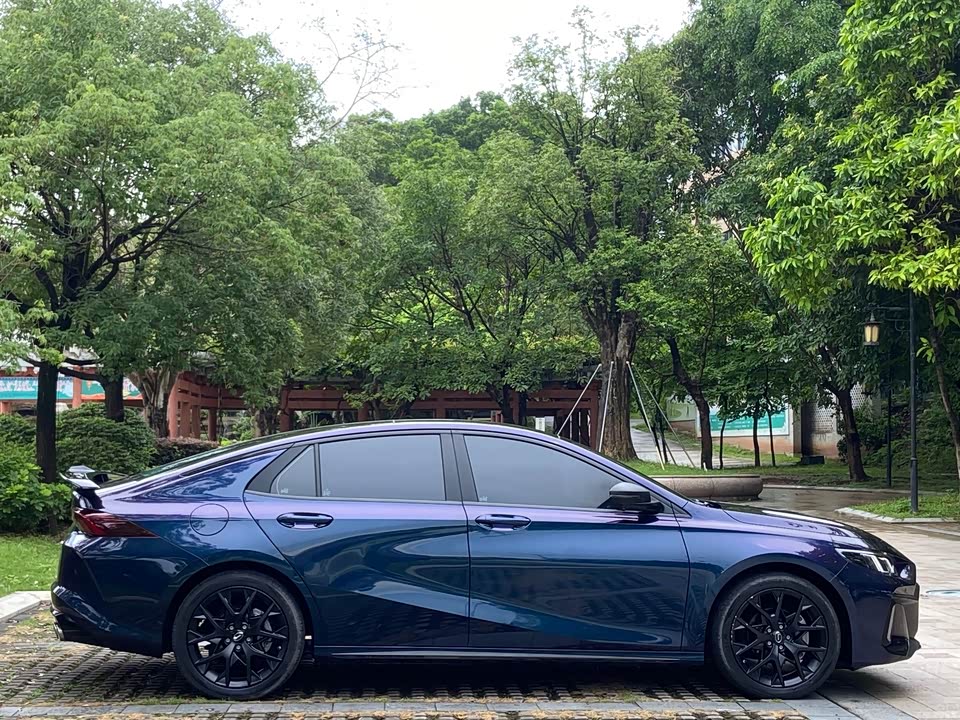 Trumpchi Shadow Leopard