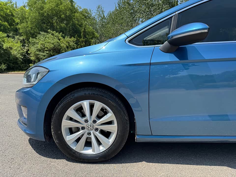 Volkswagen Golf*Jiayu Volkswagen Golf*Jiayu