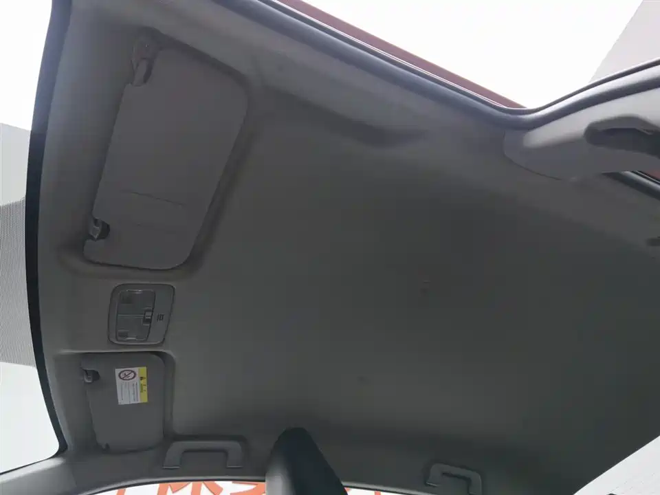 Toyota YARiS L to enjoy Toyota YARiS L to enjoy