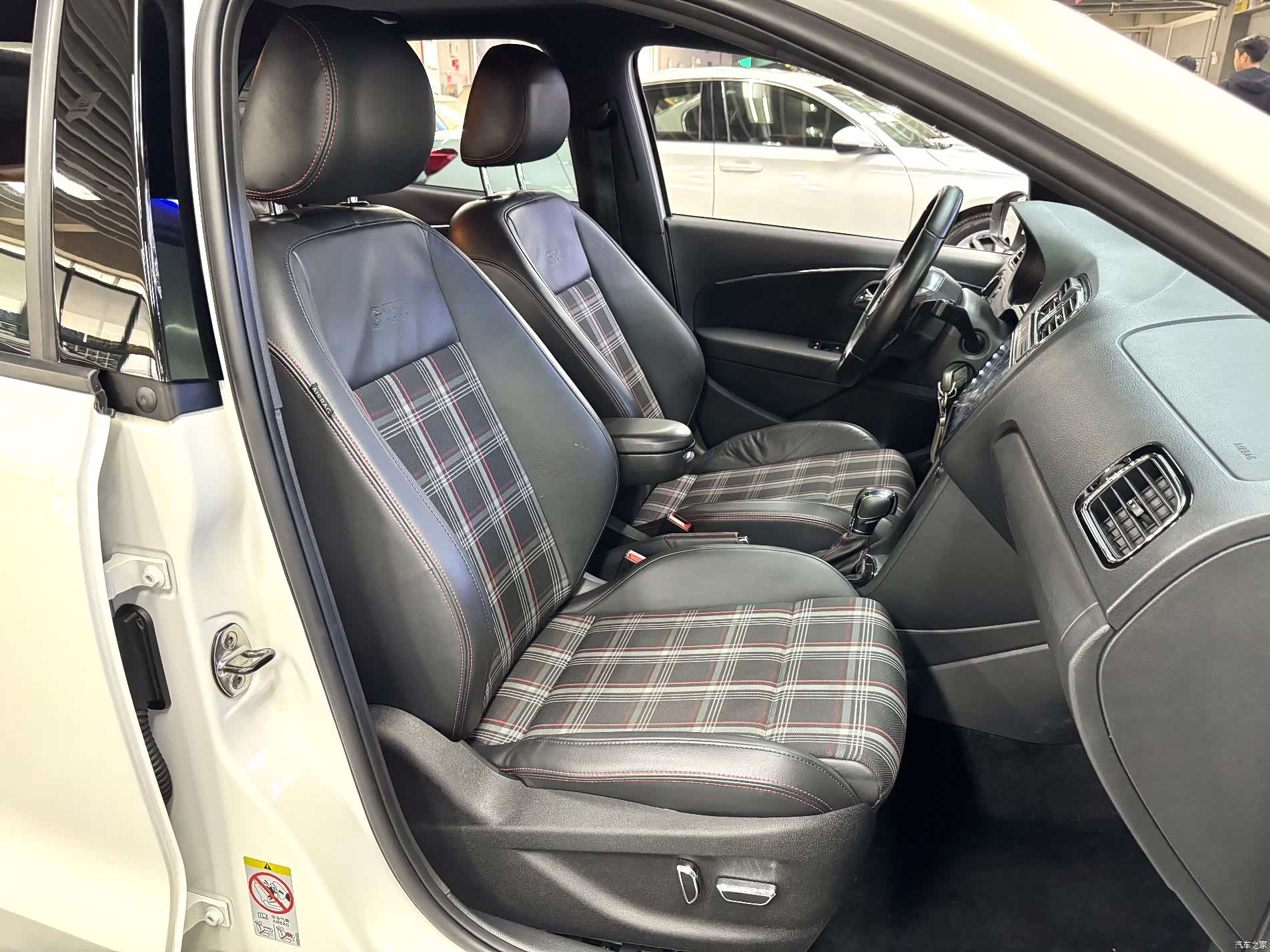 Volkswagen Polo, 2017 11