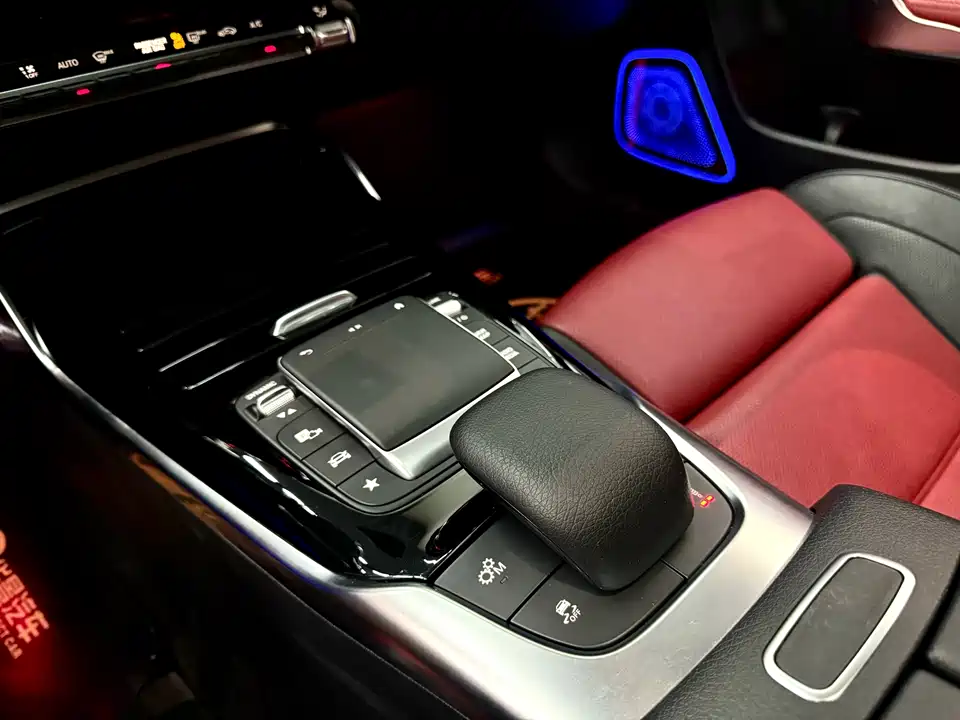 Mercedes-Benz CLA AMG