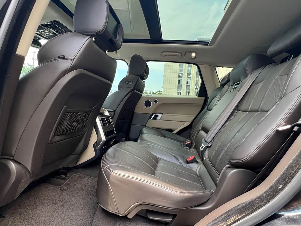 Land Rover Range Rover Sport Land Rover Range Rover Sport