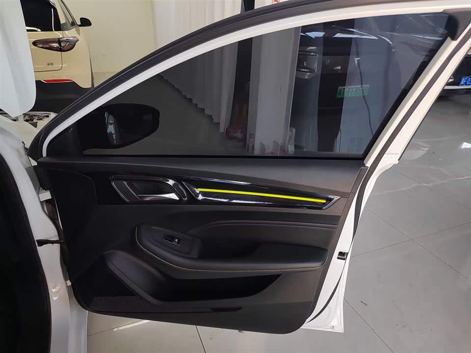 Roewe i5 Roewe i5