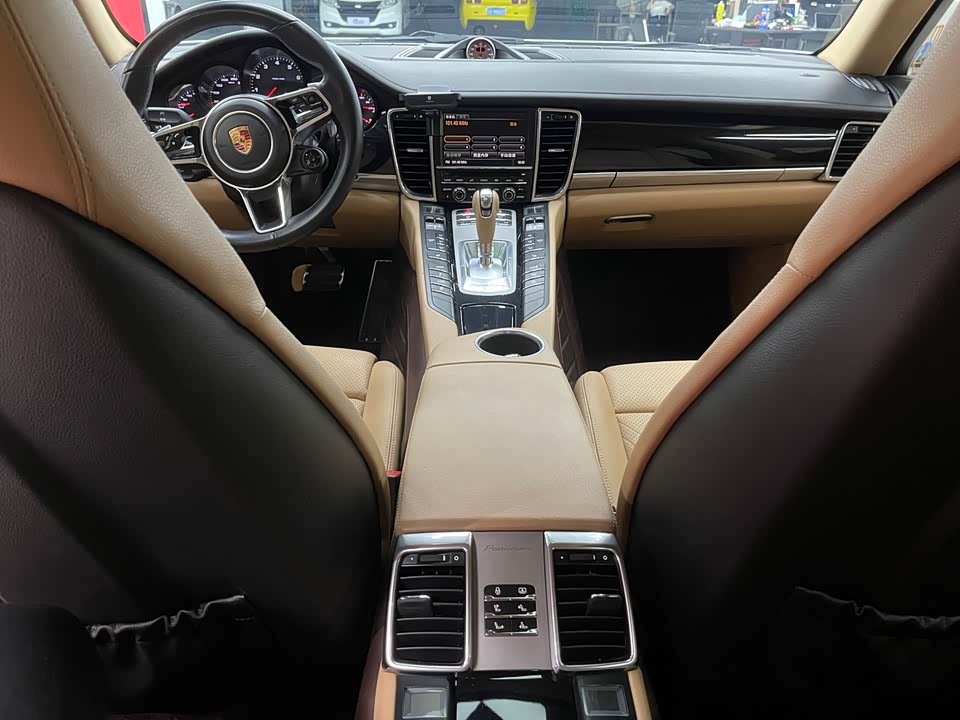 Porsche Panamera Porsche Panamera
