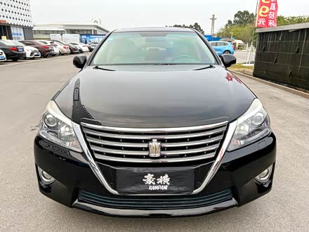 皇冠 2012款 2.5l royal 真皮版