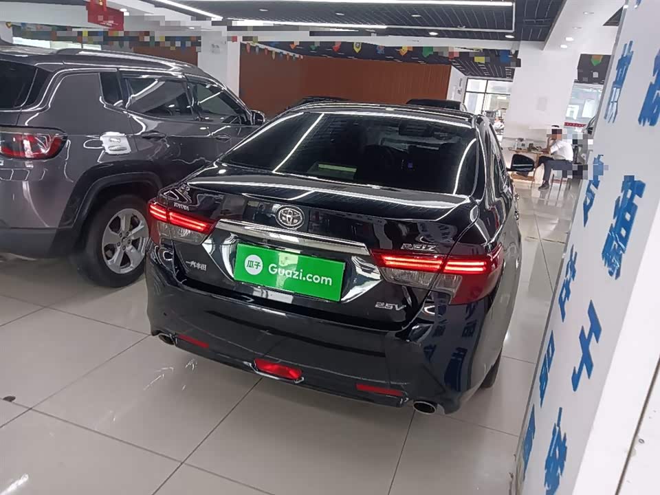 Toyota Reiz Toyota Reiz