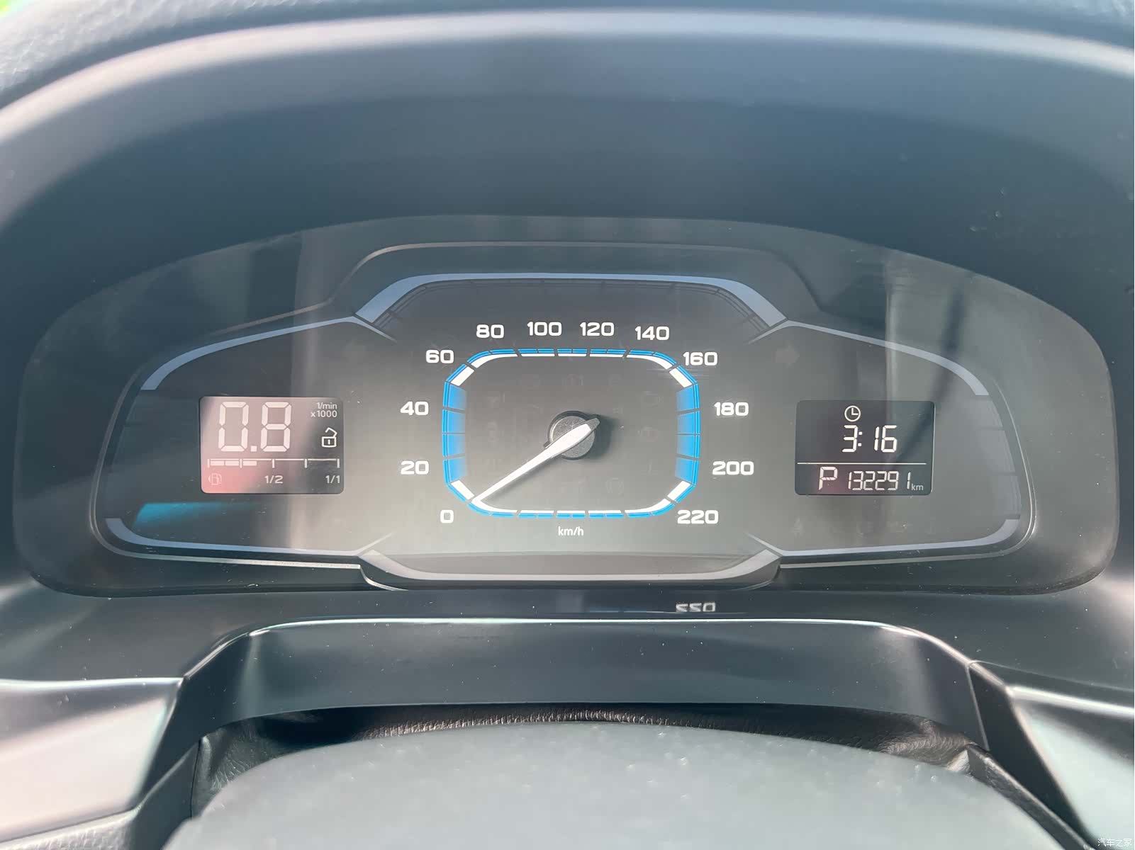Roewe 360, 2017 16