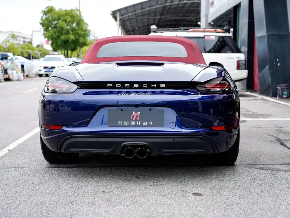 Porsche 718