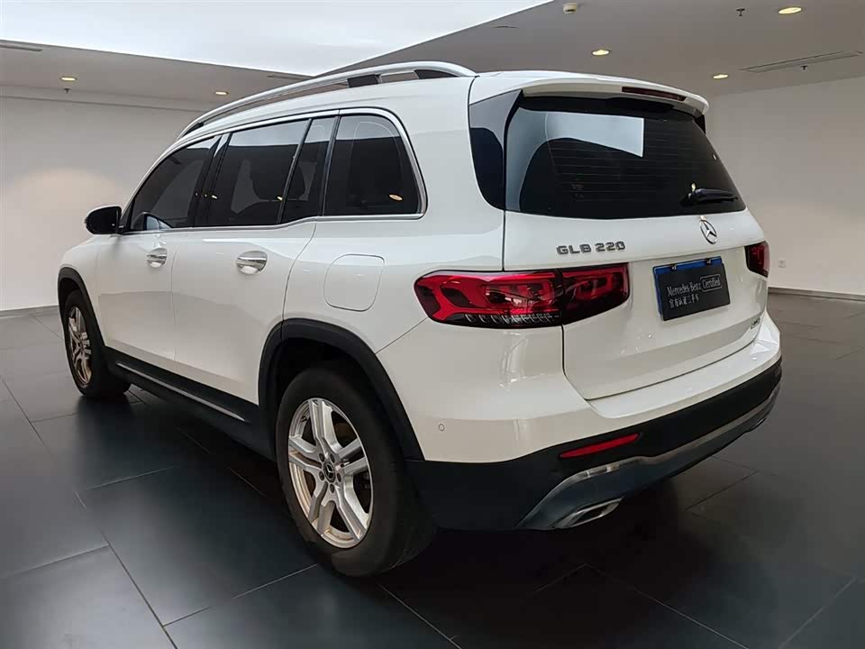 Mercedes-Benz GLB Mercedes-Benz GLB