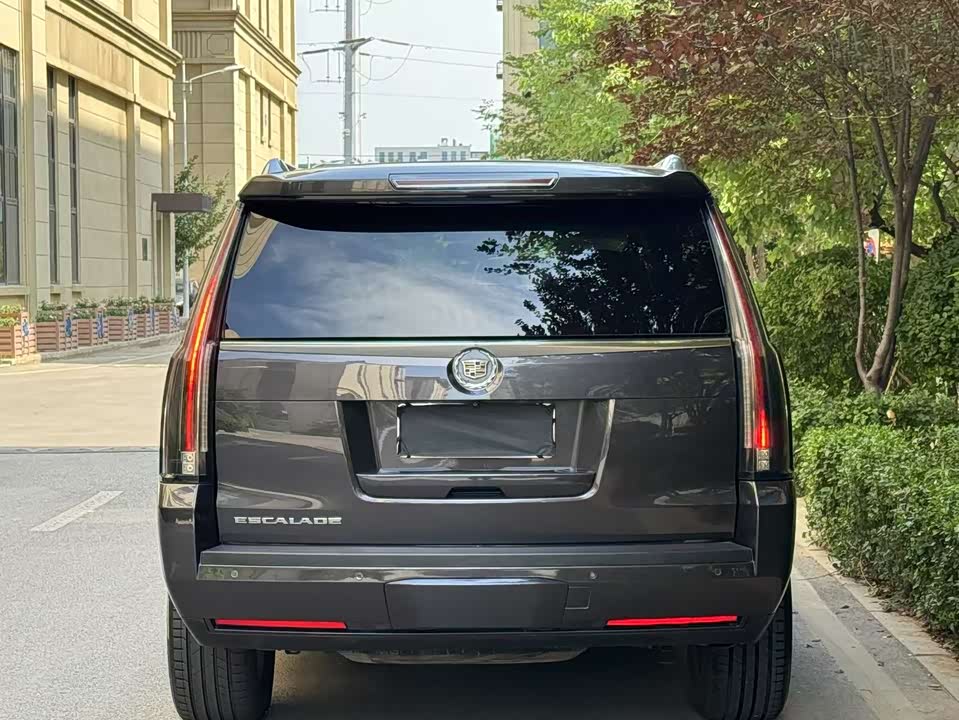 Cadillac Escalade ESCALADE
