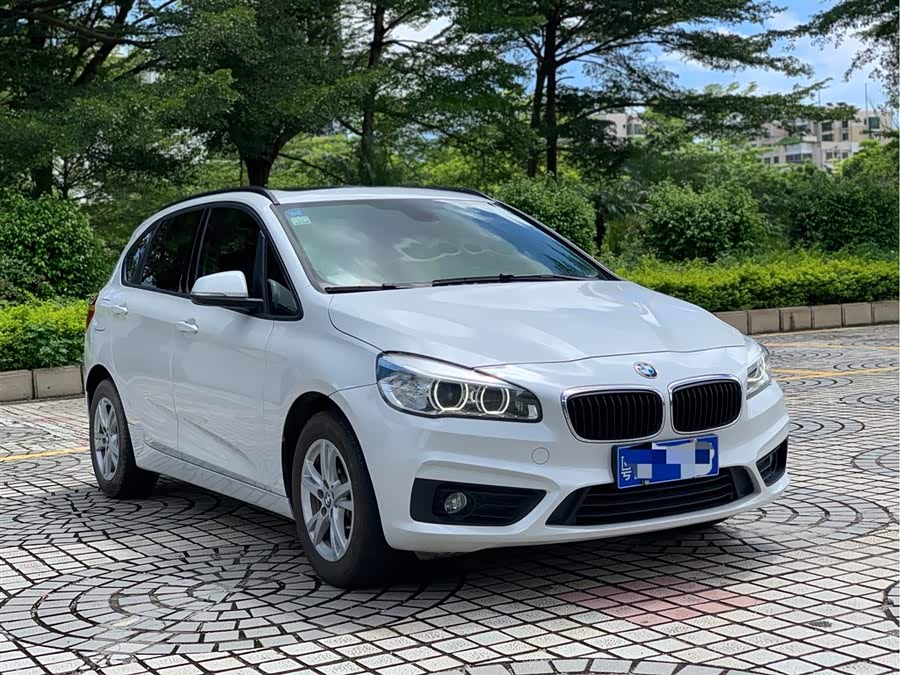 到店? 2018年12月上牌  宝马218i旅行车,1.