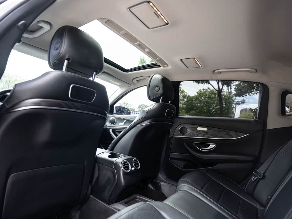 Mercedes-Benz E-class Mercedes-Benz E-class