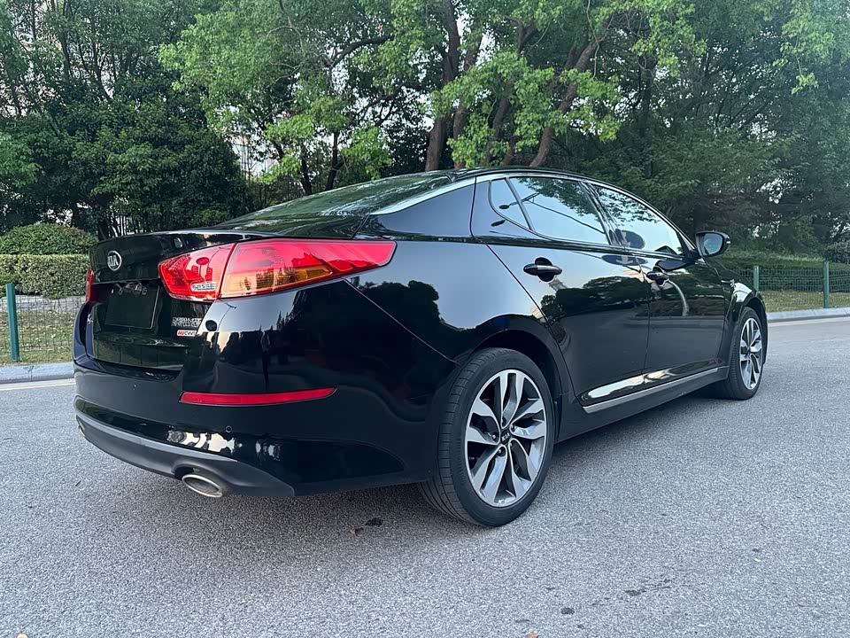 Kia K5 Kia K5