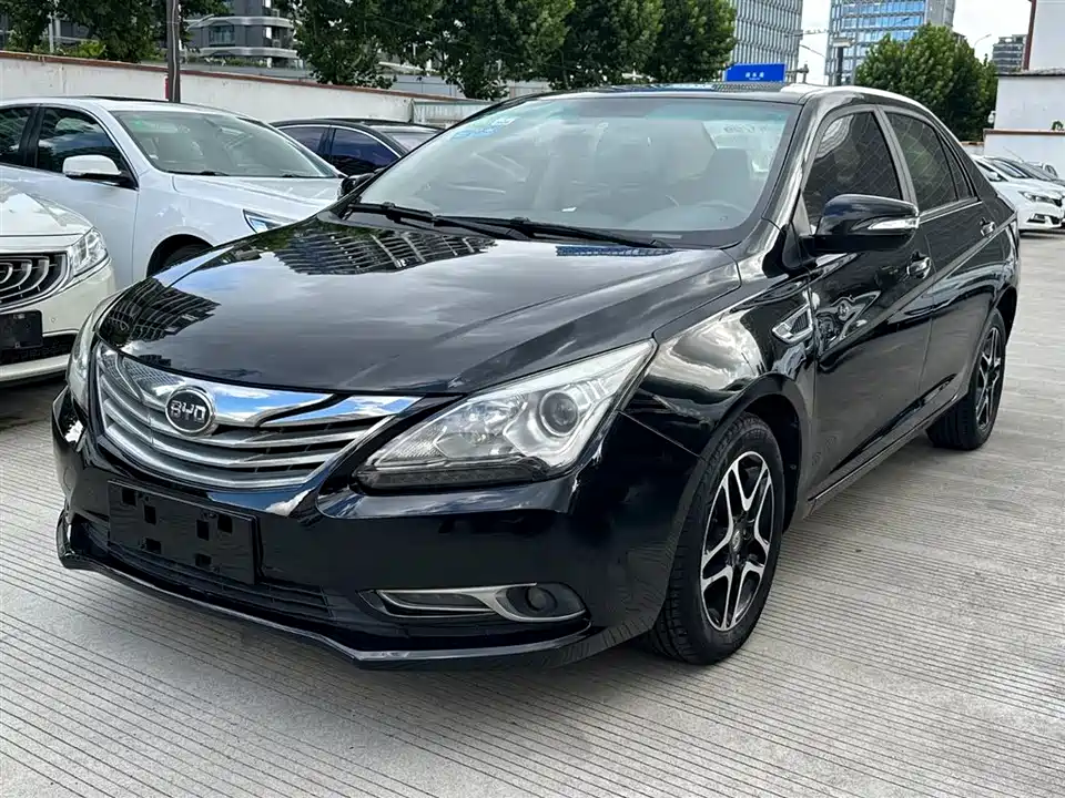 BYD G5
