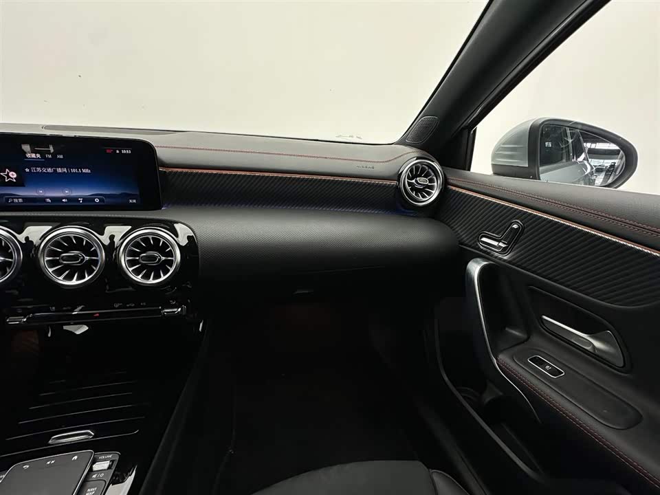 Mercedes-Benz Class A Mercedes-Benz Class A
