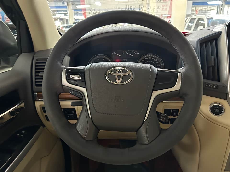 Toyota Land Cruiser Toyota Land Cruiser