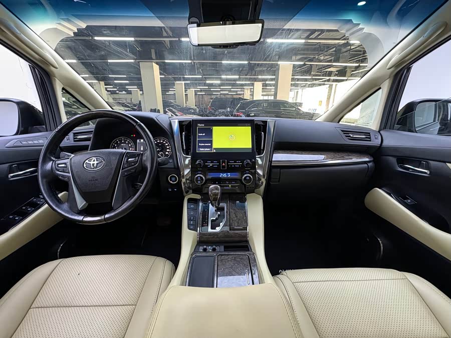 Toyota Alphard 2022, фото 14