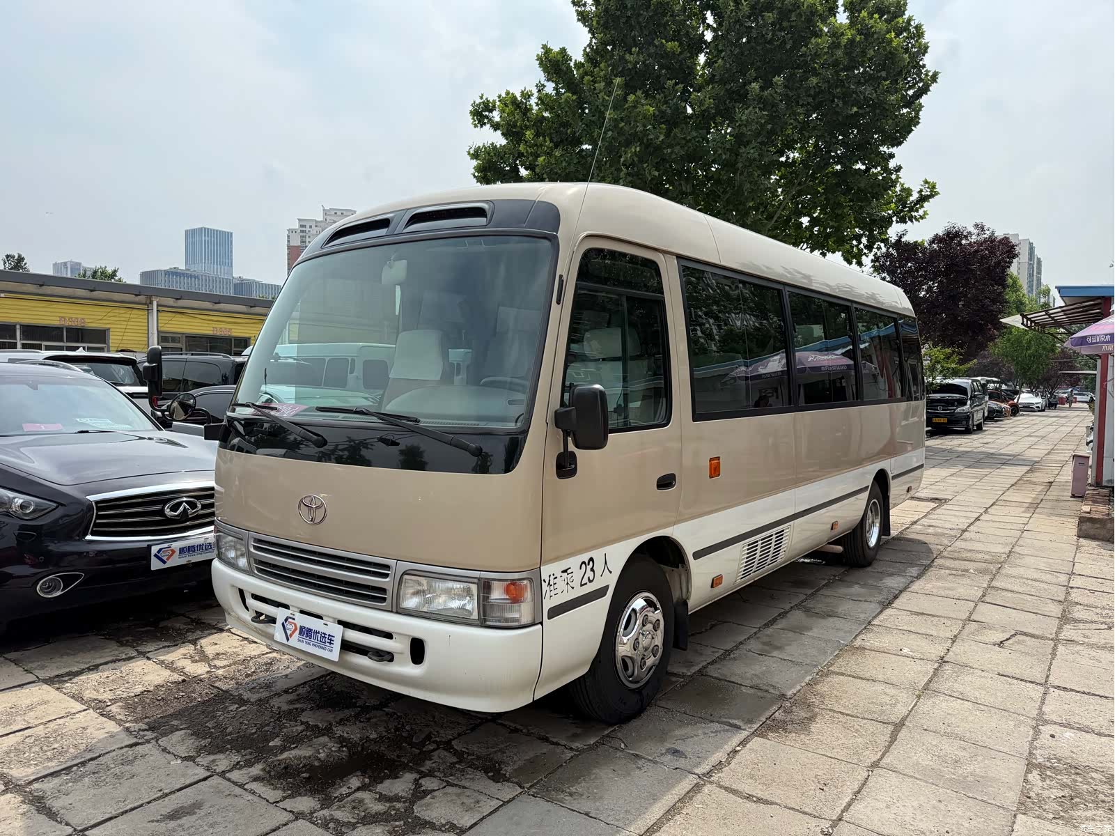 Toyota Coaster, 2011 1